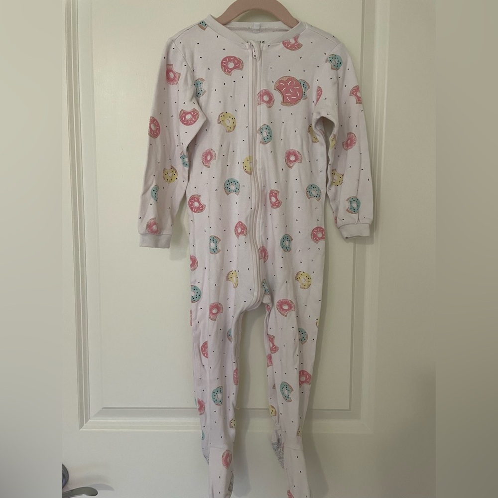 5/$30♥️Pekkle-Kids Donut Print One Piece Pajama